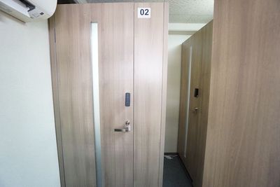 【ワークブース烏丸駅前】 ワークブース烏丸駅前No.1の室内の写真