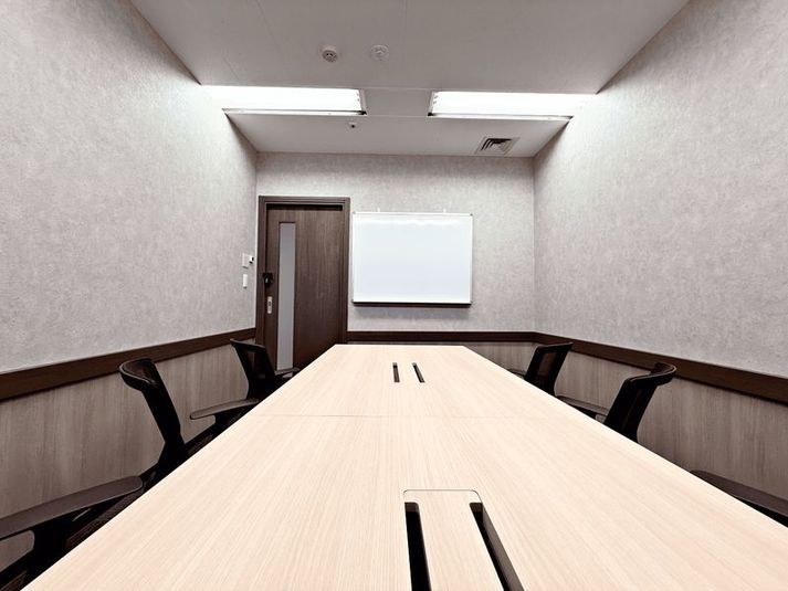 RoomB 当日予約 - 東京会議室 BL会議室 池袋西口店