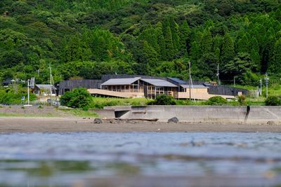 5分で海に行ける環境 - obama village 会議室（イベントスペース）の外観の写真