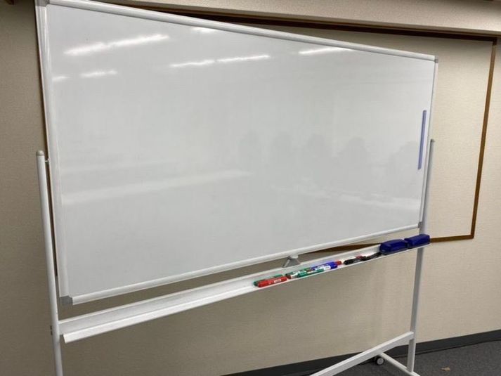 多目的スペース - Buzz e-Sportsスタジオ