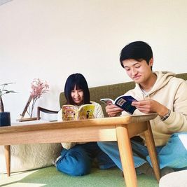 漫画も人気漫画を中心に約250冊取り揃えています。 - レンタルルームLOCUSの室内の写真