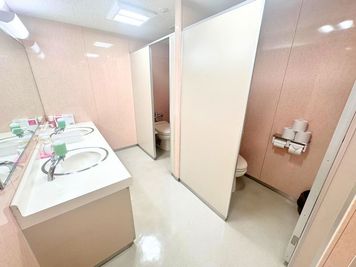 女子トイレ - スタンダード会議室　仙台あおば通り333店 office-Jの室内の写真