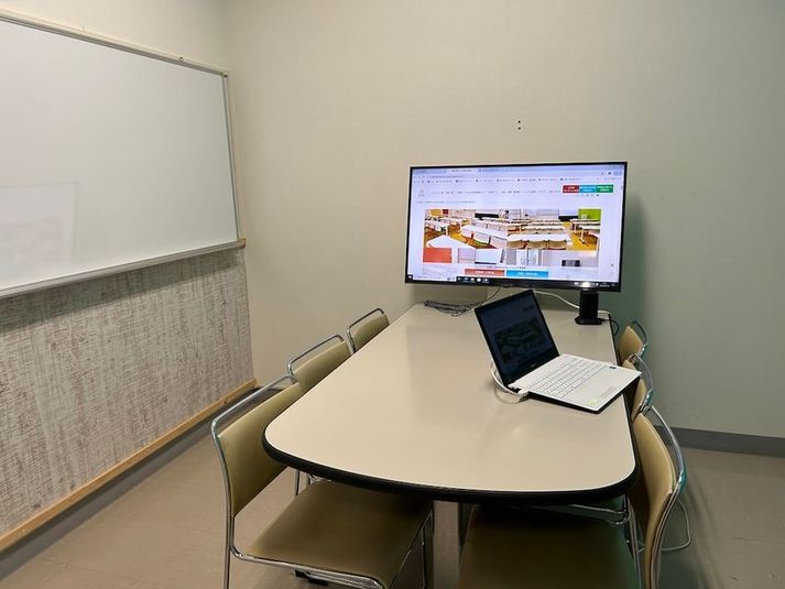 東町101会議室[定員6+予備椅子] - みんなの貸会議室　那覇東町店