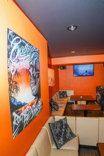 カラオケ歌い放題無制限🎤😁心斎橋、難波エリアから徒歩数分‼️ - ROCKER'S BEACH HOUSE