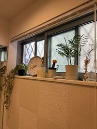 換気のできる窓あり - GOLD 平町サロンの室内の写真