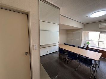 金山ハイホーム 金山駅1分🛜金山会議室comodo💻金山ハイホームの室内の写真