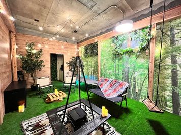 リノスペcamp新橋【港区】レンタルスペース 《人数変動プラン》リノスぺcamp新橋【最大15名】の室内の写真