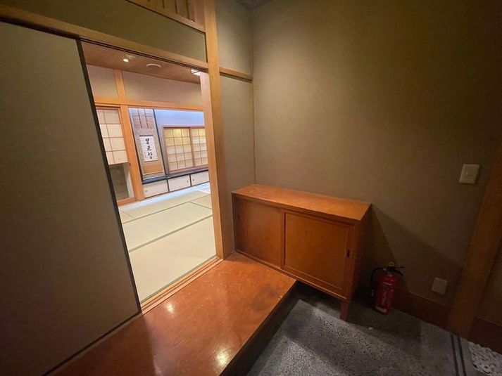 落ち着いた雰囲気の約8畳の和室スペース - レンタルスペース「zinnia」