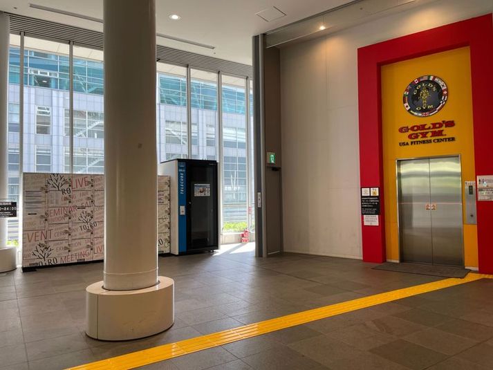 268-03 - テレキューブ　さいたまスーパーアリーナ　2Fエントランス