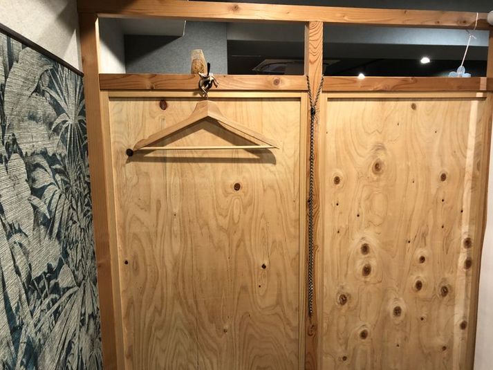 【R-３】格安！１名_スクリーン付き個室ブース_神戸駅前スキマ - 神戸駅前コワーキングスペース Suki_ma（スキマ）