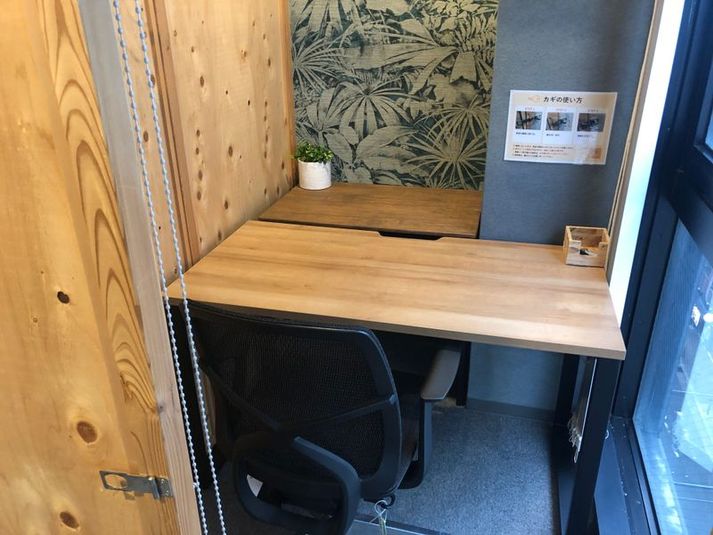 【R-１０】１名_鍵付き個室ブース_神戸駅前スキマ - 神戸駅前コワーキングスペース Suki_ma（スキマ）