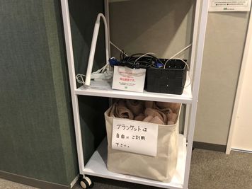 神戸駅前コワーキングスペース Suki_ma（スキマ） 【R-１０】１名_鍵付き個室ブース_神戸駅前スキマの設備の写真