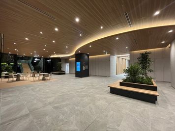 施設エントランス部分の写真です - YUI NOS 貸し会議室【Room(1)】の室内の写真