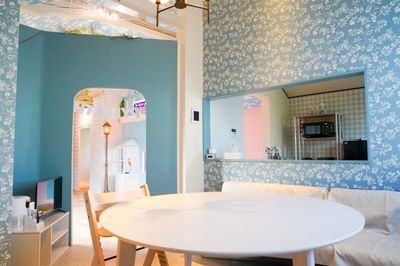 カフェスペース・キッチン - 子連れホテル Kids Garden〔泊まれるこどもの国〕 【NEW Open】日本で唯一無二の写真映え夢空間★の室内の写真