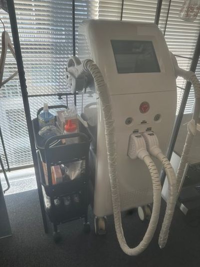 脱毛マシン&電動式ベッド完備【脱毛シェアサロン】 - 業務用脱毛マシン完備【脱毛サロン】