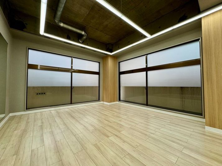 トロニカ２号店 - レンタルダンススタジオ「トロニカ２号店」