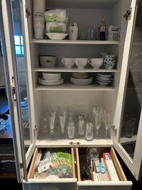 食器類も充実しております♪ - Time　rentspace　sweet キッチン付・おうちスペースの設備の写真