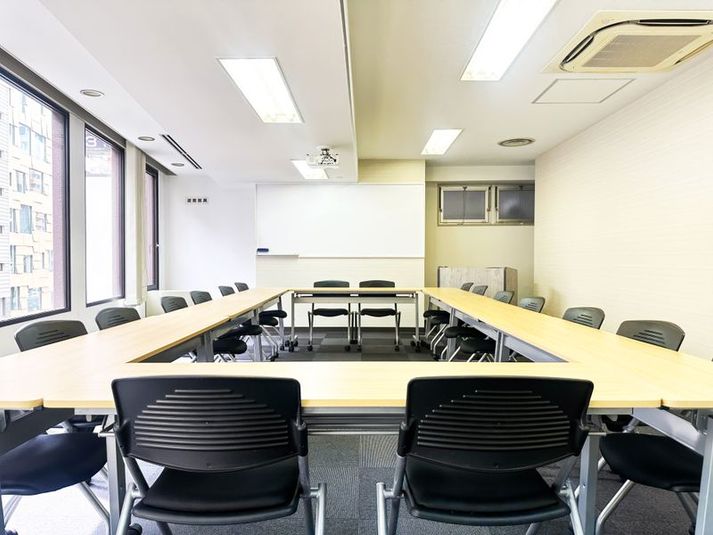 18名セミナールーム - 渋谷道玄坂アントレサロン