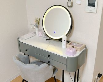 お化粧直しにお使いください。 - Nohea Beauty Spaceの室内の写真
