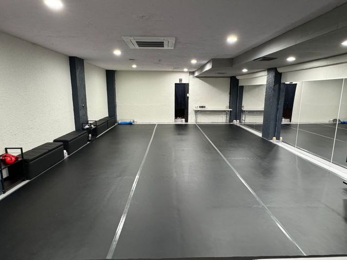 駅近で100平米を超える多目的スタジオ！ - 南林間駅徒歩２分！100平米超えの広々スペース！