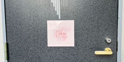 サロンの入口です。 - Nohea Beauty Spaceの入口の写真