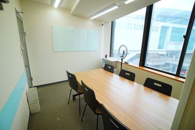 【スカイラークビル貸会議室】 スカイラークビル4階小貸会議室 Room7の室内の写真
