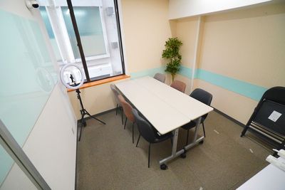 【スカイラークビル貸会議室】 スカイラークビル4階小貸会議室 Room8の室内の写真