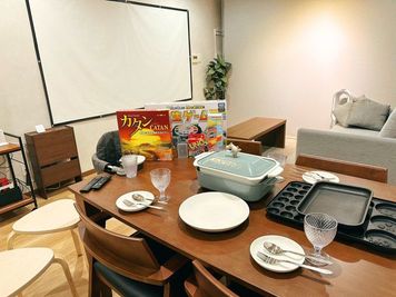 【女子会・ママ会に最適💐】田端の隠れ家レンタルスペース✨プロジェクター＆たこ焼きOK🐙 - シェアリビングRinae(リナエ) 文京動坂店