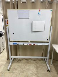 ホワイトボード常備 - 新宿御苑駅チカ、設備充実の多目的レンタルスタジオUDN ★撮影機材無料レンタル★新宿御苑駅チカの撮影スタジオ！の設備の写真
