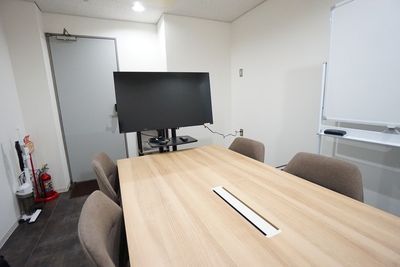 【小田急レンタルスペース　新宿小滝橋通り】 小田急レンタルスペース　新宿小滝橋通りの室内の写真