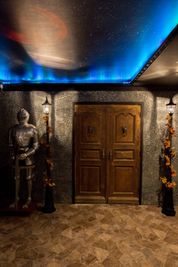 Studio Rosarium 2F「シュヴァルツヴァルトの獣」の室内の写真