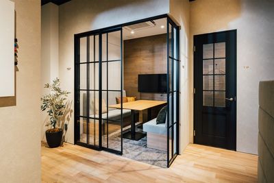 神田駅東口徒歩1分　フランクな会議や複数人での作業に最適なMeeting Room - WAW神田
