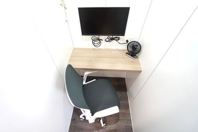 ＜日暮里MH WORK BOX No.2＞日暮里駅徒歩3分✨完全個室🚪光回線Wi-Fi📶モニタ🖥️電源🔌テレワーク/面接 - 【日暮里MH WORK BOX】