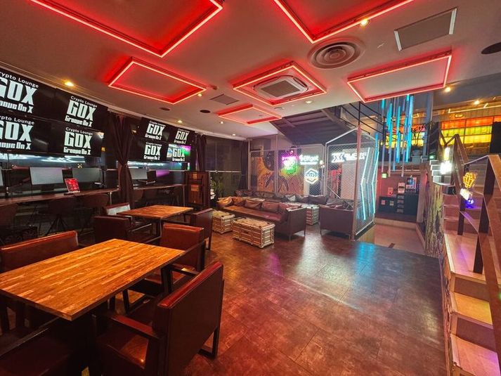 100人まで収容可 - Crypto Lounge GOXの室内の写真