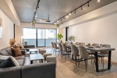 688_グランスター新宿御苑 レンタルスペースの室内の写真