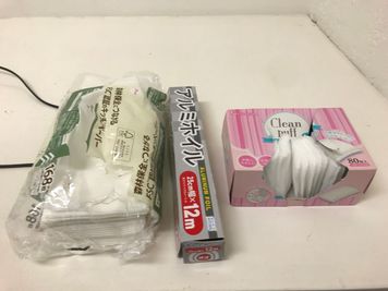 消耗品も貸し出し無料！その他、ファイル・アセトン・オイル・ハンドクリーム・ノーワイプ・リムーバー・エタノールも貸し出し無料！ - 貴方の店グループ １時間５００円ネイル何と最大７名まで着席可能！の室内の写真