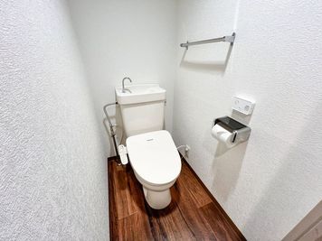 貸し会議室ユニエル三島 【三島駅徒歩4分】完全個室！備品全て無料！貸会議室三島Cの室内の写真