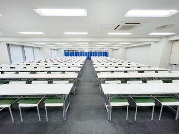 スタンダード会議室　五反田ソニー通店 3階ホール(1/2)の室内の写真