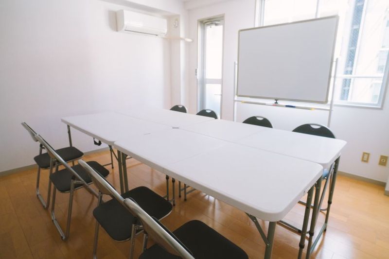 薬院駅最寄り貸会議室 - 薬院駅徒歩３分のレンタルスペース