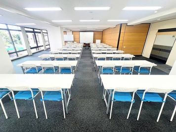 スタンダード会議室　新宿ガーデン店 4階F会議室の室内の写真