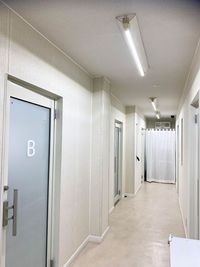 三島カルチャー貸会議室・貸会議室 B室-２階-会議、教室【平塚駅 徒歩1分、貸会議室30年の実績】の室内の写真