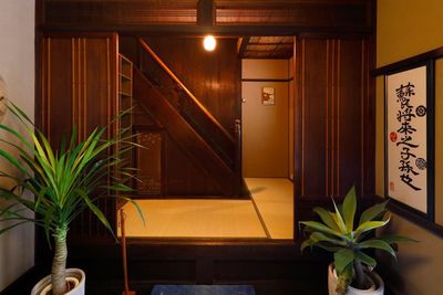 こちらの階段からお上がりください - SIGHTS KYOTO 【6名様まで】祇園の中のミーティングルーム［会議室/3階］のその他の写真