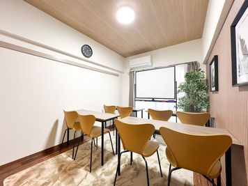 貸し会議室ユニエル三島 【三島駅徒歩4分】完全個室！備品全て無料！貸会議室三島Cの室内の写真