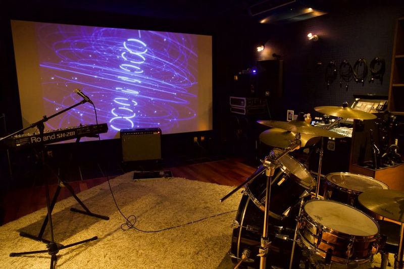 海・森・空　3つの秘密基地 「コモリエヌーア」【１棟貸切 】 - コモリエ ヌーア（ komolier NUA ）