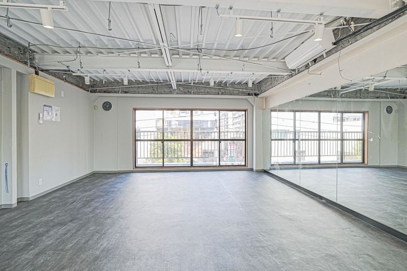 横浜桜木町レンタルスタジオ　『 LIVRIZ 桜木町』 - 【横浜桜木町】駅近レンタルスタジオ