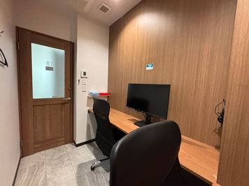 いいオフィス錦糸町 2名個室（ブース18）の室内の写真