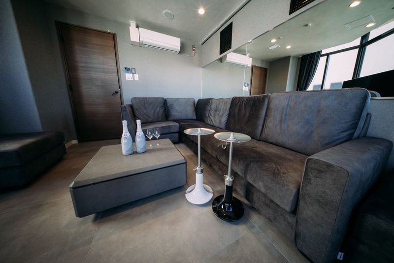 Naroz新宿_R7（VIP） - コワーキングスペースカフェ_Naroz新宿