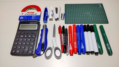 文房具類もご自由にお使いいただけます。 - レンタルスペースオリーブ 船橋南口店 会議/面接/テレワーク/撮影/ボードゲーム/整体施術 等の設備の写真