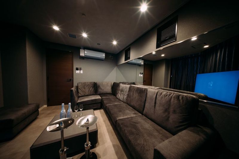 Naroz新宿_R7（VIP） - コワーキングスペースカフェ_Naroz新宿