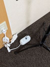 PEYOU 12インチリングライト・155cm　
https://www.amazon.co.jp/dp/B0C49GZ26V - レンタボン・大山スタジオ Ｂスタジオ【エアコン・電子ピアノ・待機スペース付設・3.5畳】の室内の写真